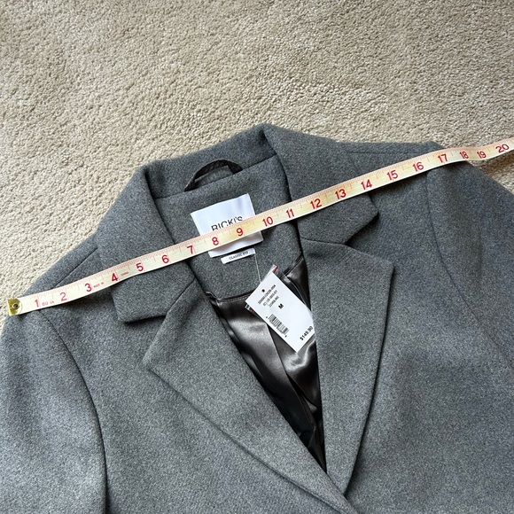 Ricki's Elegant Gray Blazer - Picture 4 of 8